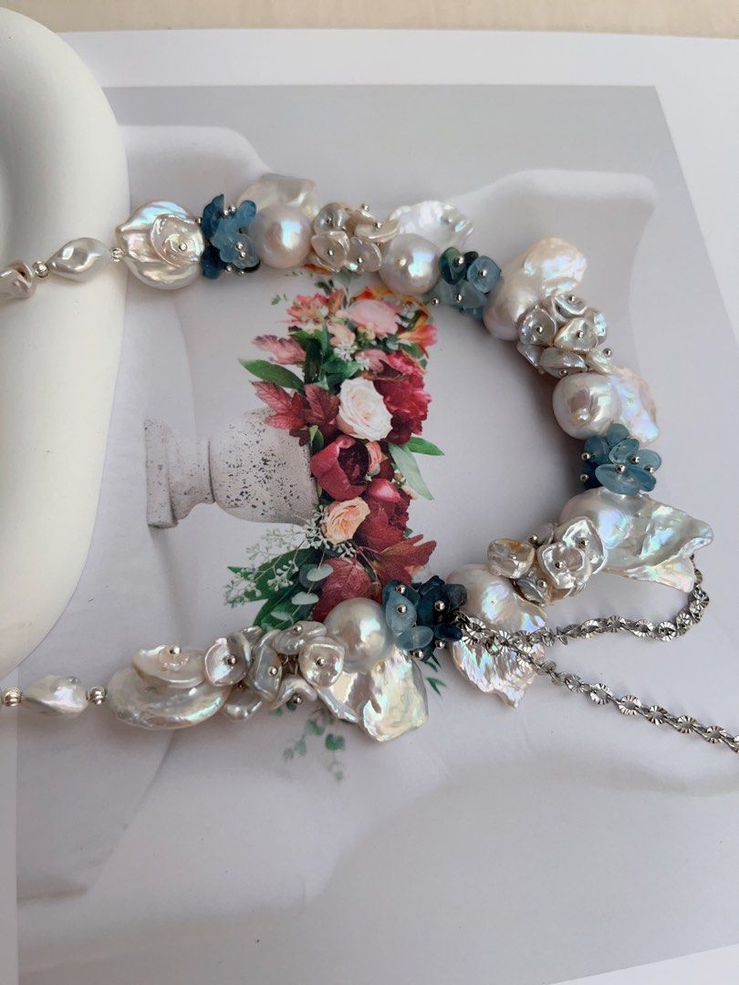 #PN1015 [Floral Series] Freshwater Pearl Necklace | Moonlight Garden | Candy Paper Lustre| Cold Silver Lustre | Pearl & Aquamarine Petals |Ocean Style | White & Blue| 42cm| Magical Shine