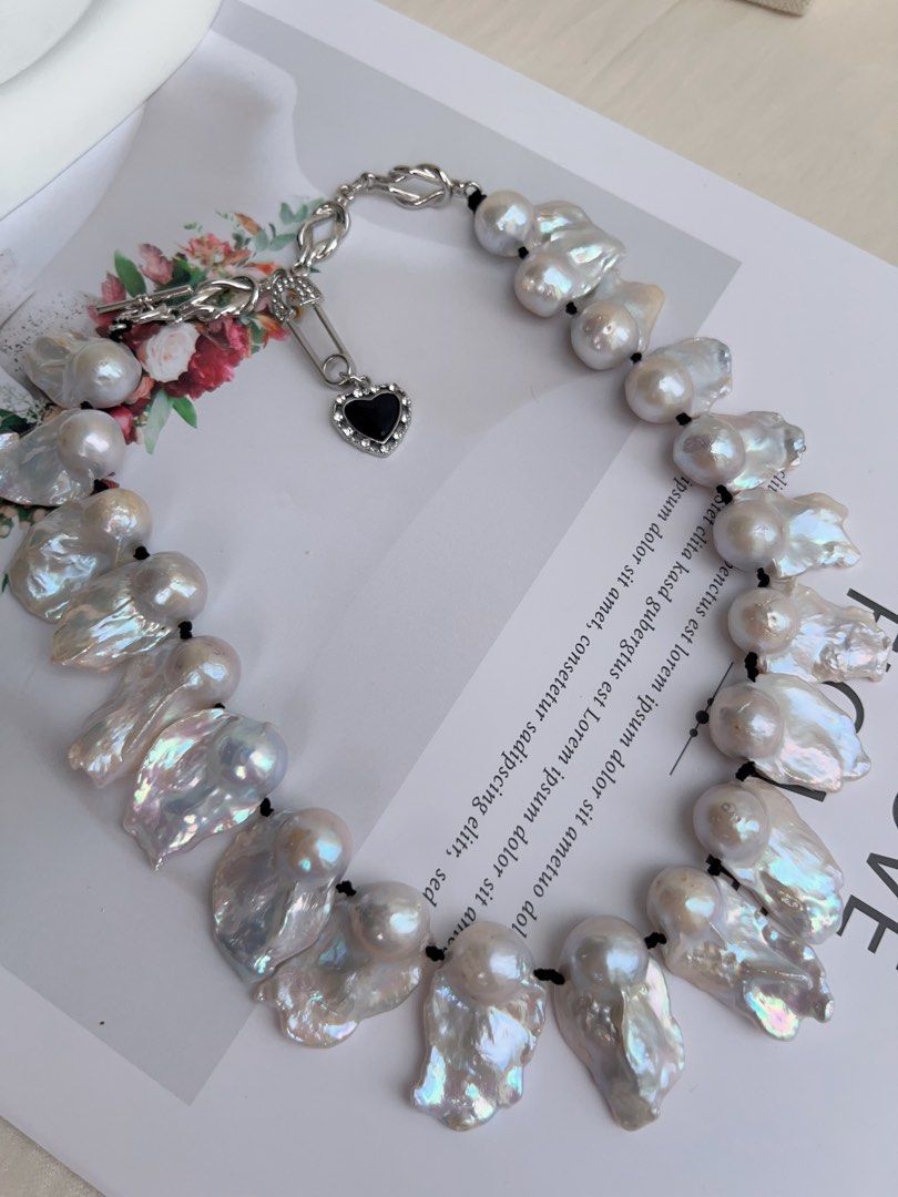 #PN1019 Freshwater Pearl Necklace | French Style | Strong Personality | Lustrous Fishtail Baroque Big| 43cm| Black Agate Pendant | Once in A Lifetime | Natural Flaws