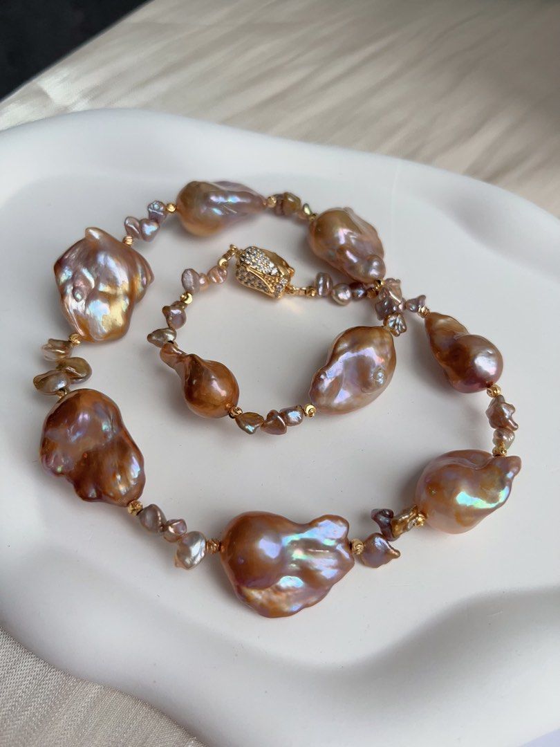 #PN1035 Freshwater Pearl Necklace | Caramel Pudding | Copper Vintage Golden Shade Fishtail Baroque | Thick Layer| Green-ish| 42cm| Flower Clasp| Old Money Style