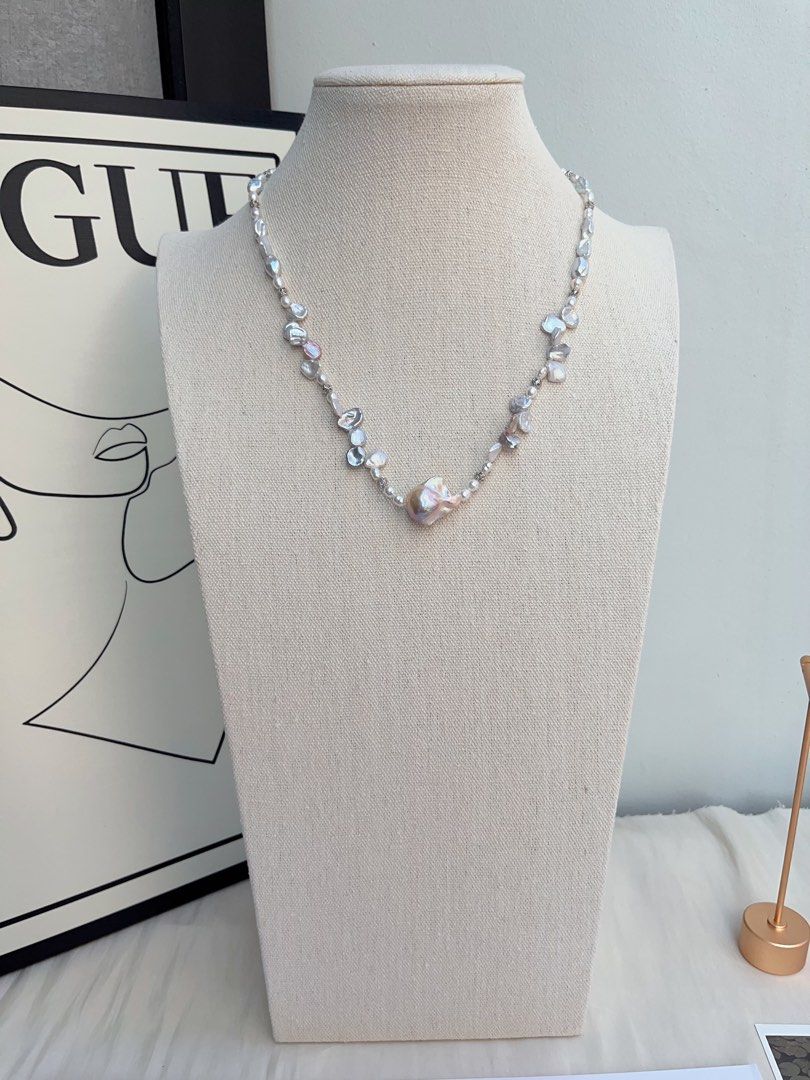 #PN1048 Freshwater Pearl Necklace | Lustrous Lavender Fishtail Baroque Pearl| 7mm Silver Petals| 50cm Long| Christmas Gift 🎄 | Comes With Christmas Card
