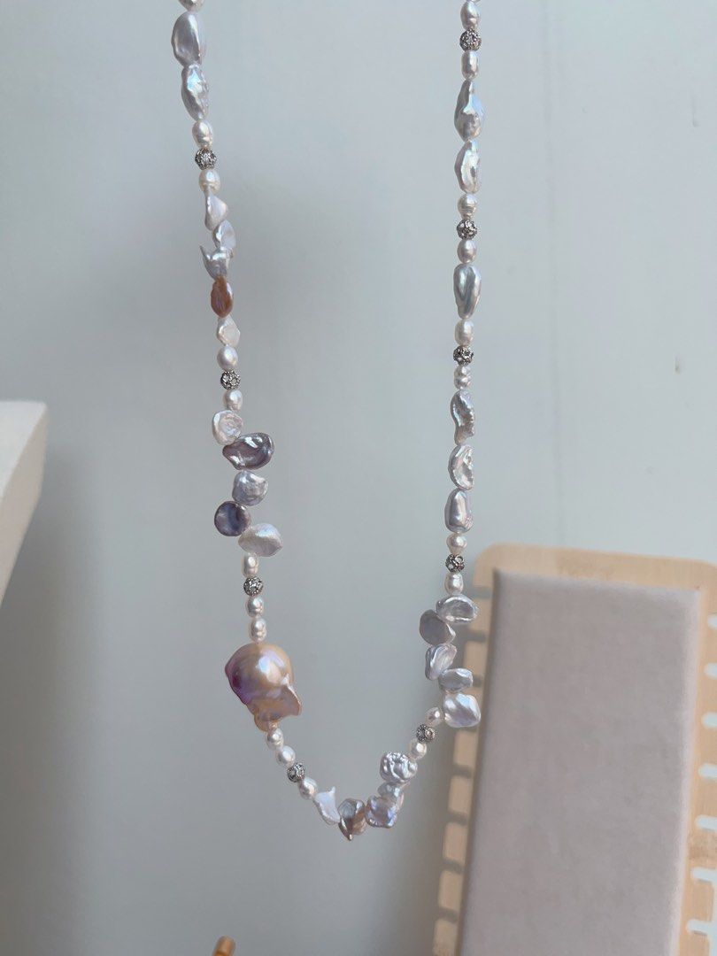 #PN1048 Freshwater Pearl Necklace | Lustrous Lavender Fishtail Baroque Pearl| 7mm Silver Petals| 50cm Long| Christmas Gift 🎄 | Comes With Christmas Card