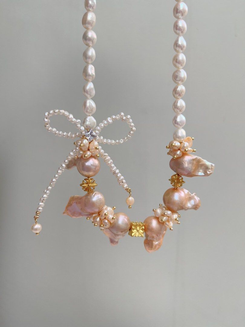 #PN1061 [Floral Series] Freshwater Pearl Necklace | Orange Cream| Golden Lustre | Fishtail Baroque | 40+5cm| Bow Tie Design| Lustrous | Sweet & Cool| Special Occasion | Christmas Gift 💝 | Mood Changer