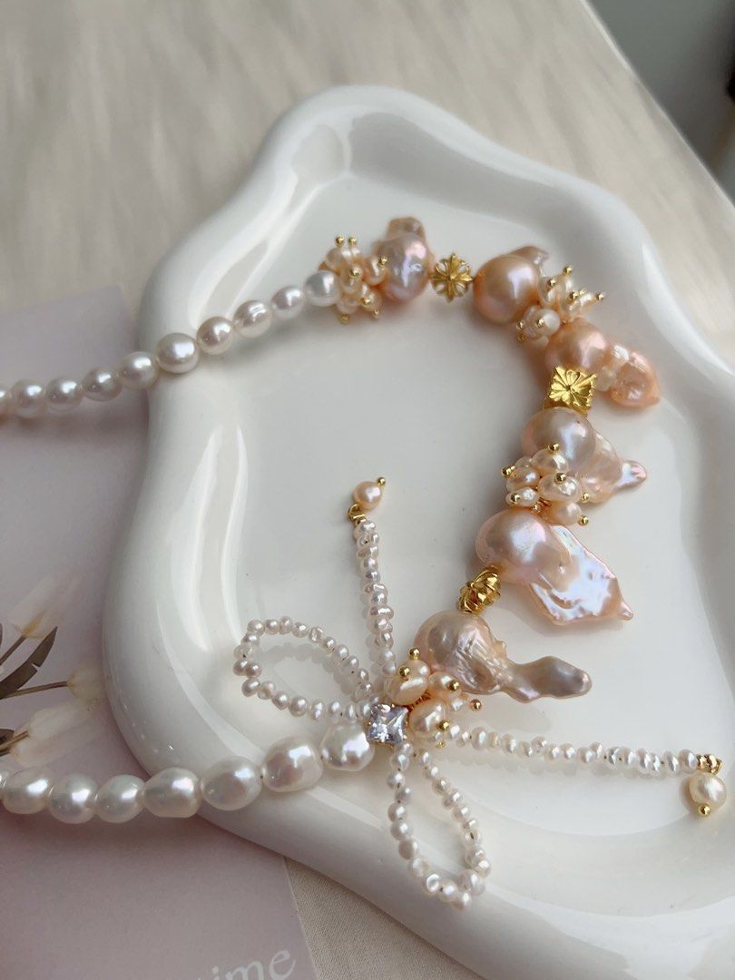 #PN1061 [Floral Series] Freshwater Pearl Necklace | Orange Cream| Golden Lustre | Fishtail Baroque | 40+5cm| Bow Tie Design| Lustrous | Sweet & Cool| Special Occasion | Christmas Gift 💝 | Mood Changer