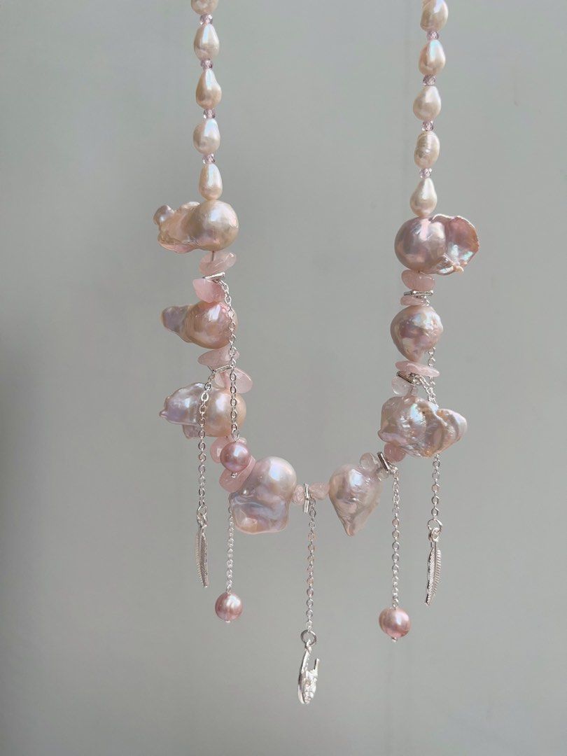 #PN1062 Freshwater Pearl Necklace | Pink Lustre Fishtail Baroque | Rose Quartz Chips| Dangling Pearls| 43cm| Wings of Angels | Moon, Feather 🪶 | Christmas Gift 💝 | Princess Vibe