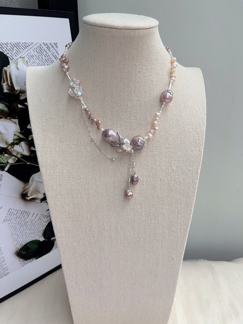 #PN1063 [Floral Series] Freshwater Pearl Necklace | Wheat Ear Rice Pearl | Big Purple Baroque | White Petals | Excellent Lustre | Dangling 🍆 Baroque | Flower Clasp| 41cm| Avocado | Christmas Gift 💝 | Romance Starts