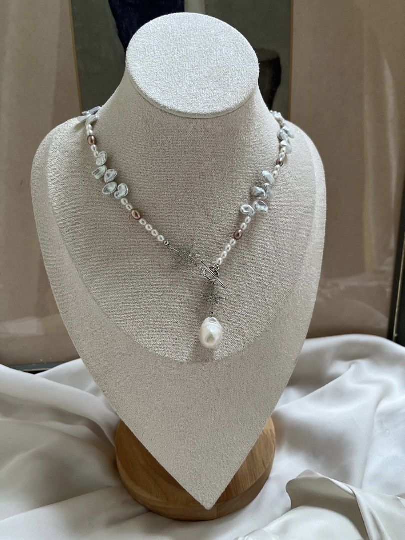 #PN1076 Freshwater Pearl Necklace| Blue Lustrous Petals| Aurora Mirror Lustre 3.5-4mm Baby Rice Baroque| Simplicity Gives Elegance| 13.2mm Big Pendant| 45cm| Anniversary 🎁