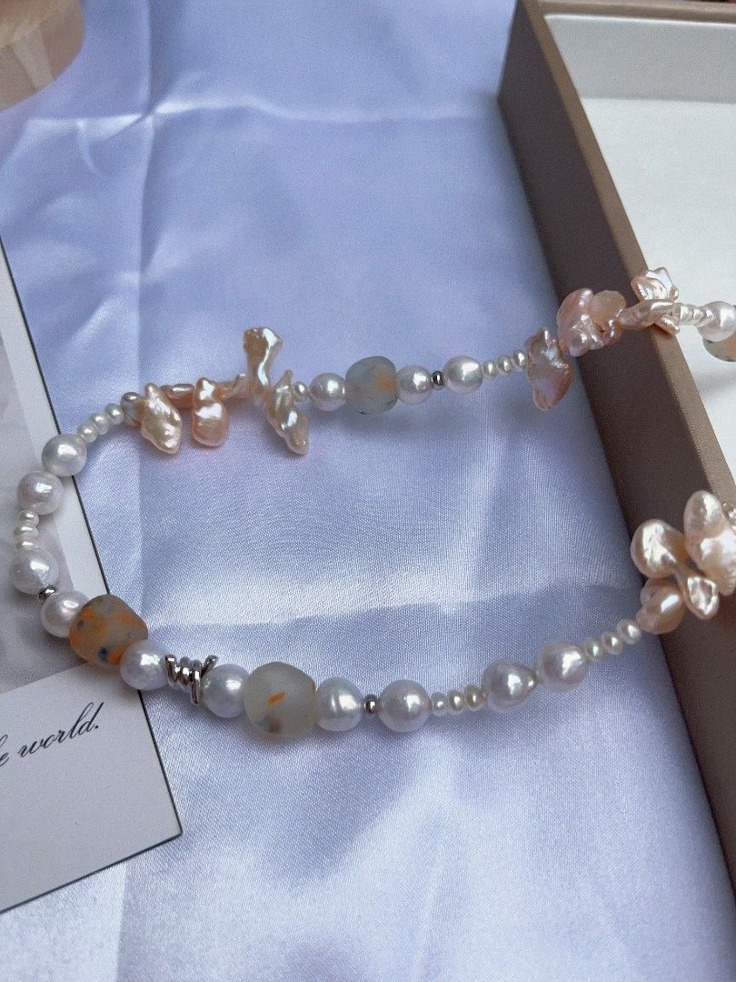 #PN1089 Freshwater Pearl Necklace| Baby Pearl| White Wedding| Light Champagne Long Petals| Lustrous| You Deserve It| Zircon Clasp| 52cm