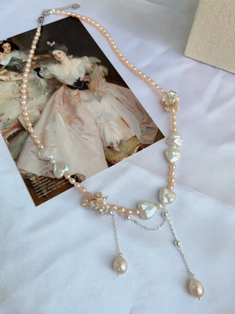 #PN1102 [Floral Series] Freshwater Pearl Necklace| Bow Tie Design| 💜 Shape Baroque| Silver Champagne Petals| Dangling Water drop Baroque Pearl Superb Lustre| 43+5cm| Anniversary Gift 🎁| Add A bit Romance