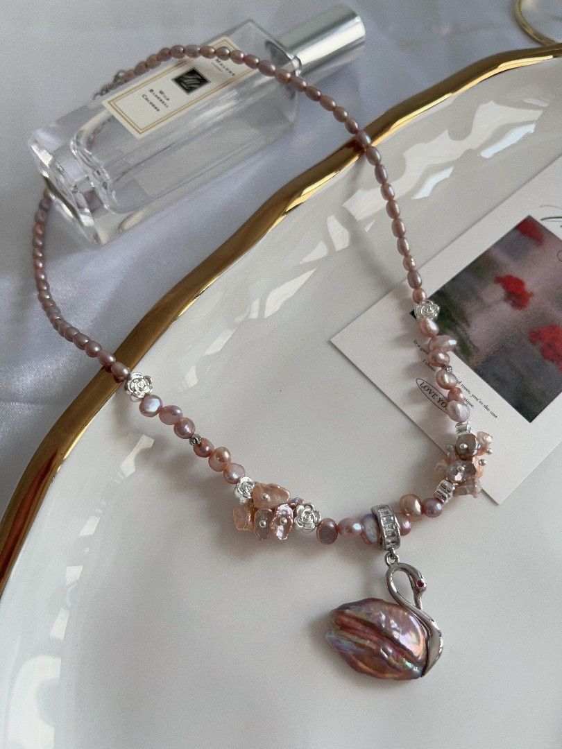 #PN1103 [Floral Series] Freshwater Pearl Necklace| Detachable Metallic Purple Swan Pendant| Wheat Ear Stone Baroque| 21*15mm Swan| 42+5cm| Dancing In Your Heart| Gift 💐 Choice