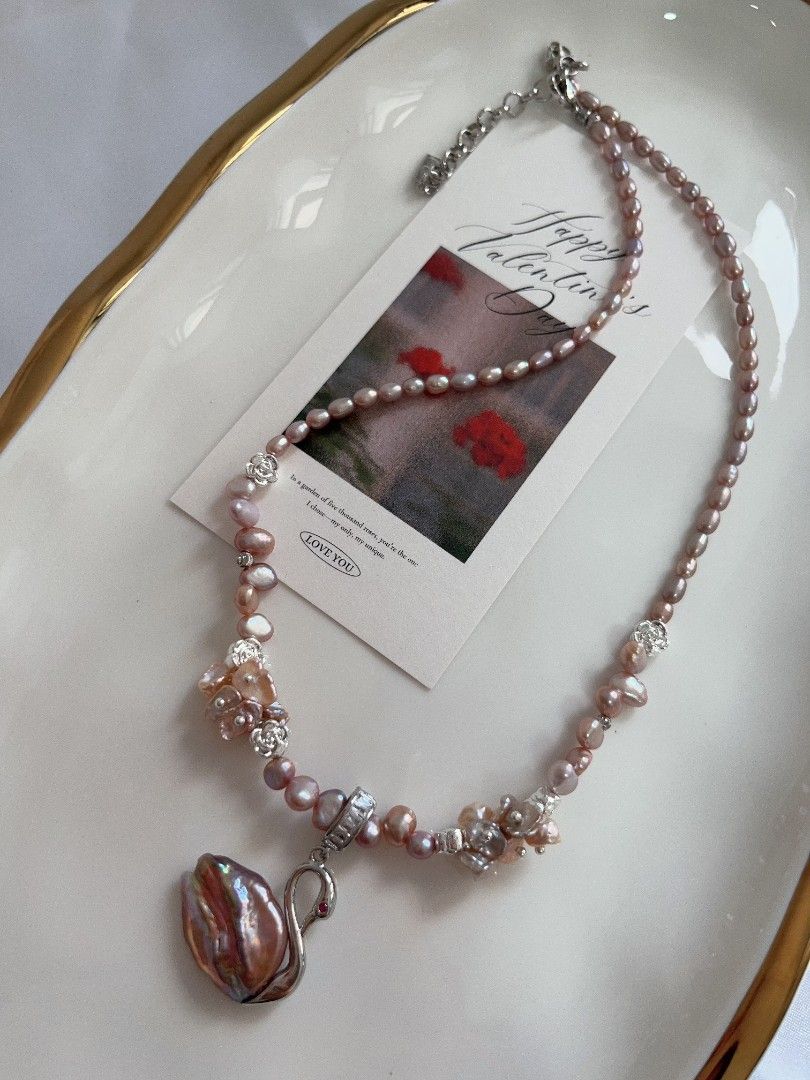 #PN1103 [Floral Series] Freshwater Pearl Necklace| Detachable Metallic Purple Swan Pendant| Wheat Ear Stone Baroque| 21*15mm Swan| 42+5cm| Dancing In Your Heart| Gift 💐 Choice