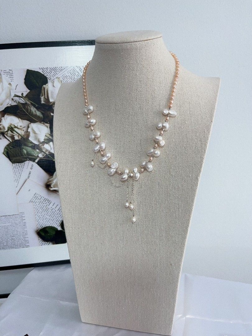 #PN1106 Freshwater Pearl Necklace| Dangling Pearl| 15mm White Peanut 🥜 Pearl| 4-5mm Champagne Rice Baroque| 44+5cm| Fun & Energetic