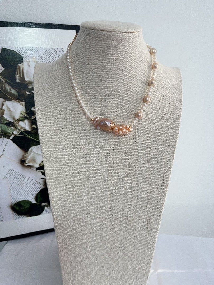 #PN1109 [Floral Series] Freshwater Pearl Necklace| 41cm| 26mm Pink Golden Fishtail Baroque Pearl| 5mm Chunky Baby Pearl| 9-10mm Rare Light Pastal Champagne Baroque Pearl| Always Have A Style