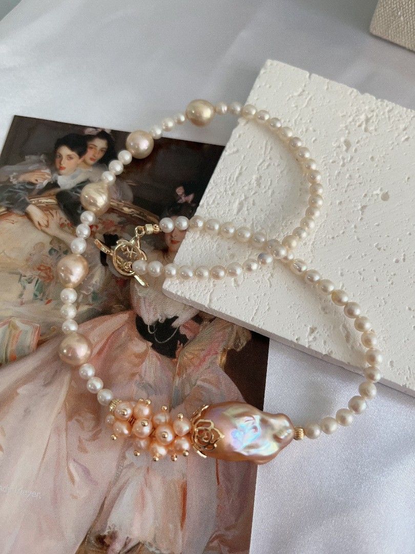 #PN1109 [Floral Series] Freshwater Pearl Necklace| 41cm| 26mm Pink Golden Fishtail Baroque Pearl| 5mm Chunky Baby Pearl| 9-10mm Rare Light Pastal Champagne Baroque Pearl| Always Have A Style