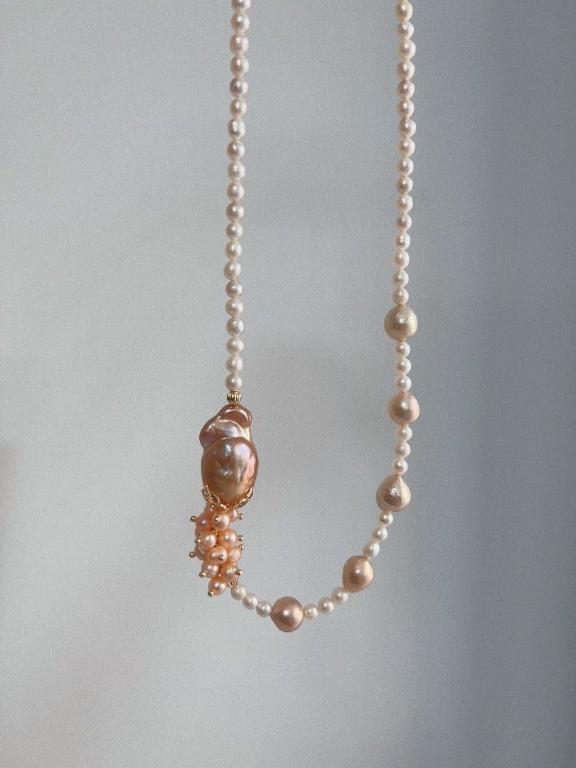 #PN1109 [Floral Series] Freshwater Pearl Necklace| 41cm| 26mm Pink Golden Fishtail Baroque Pearl| 5mm Chunky Baby Pearl| 9-10mm Rare Light Pastal Champagne Baroque Pearl| Always Have A Style