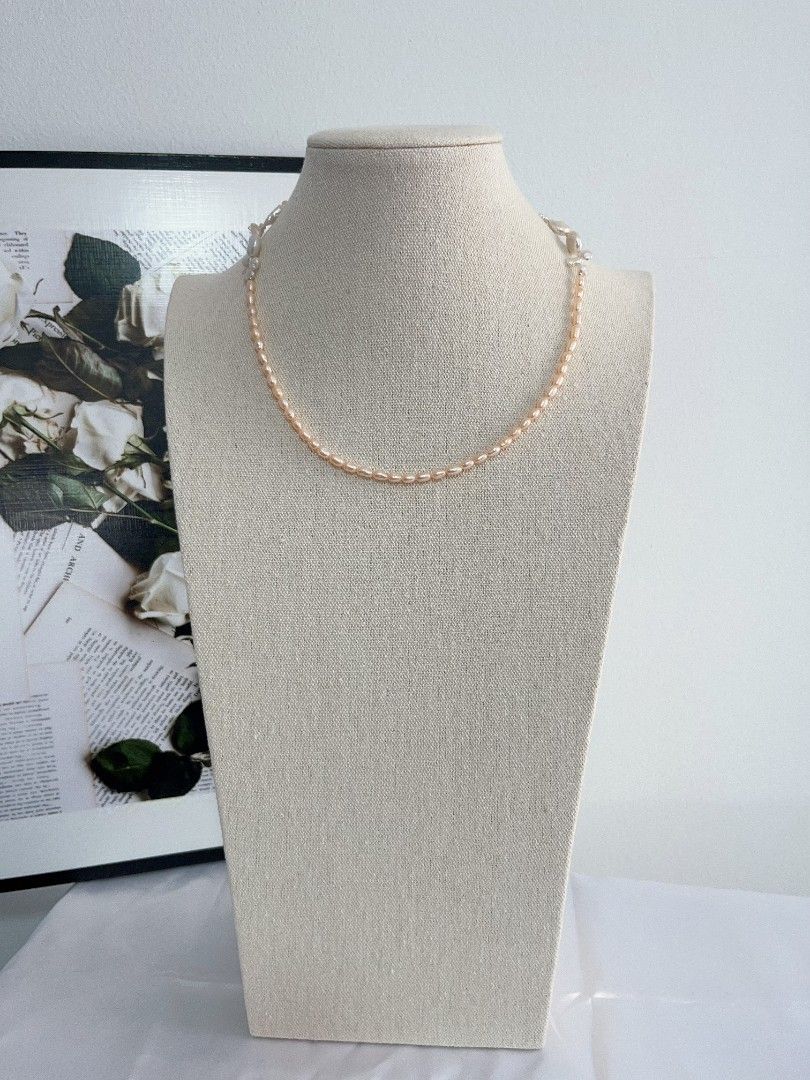 #PN1111 Freshwater Pearl Necklace| Golden Rose 🌹 Design| 22mm Lustrous Fishtail Baroque Pearl| 44cm Long|10mm White Coin Pearl| 6mm Stones Pearl| Double Clasps to Connect Easily| Delicacy Gift 💐