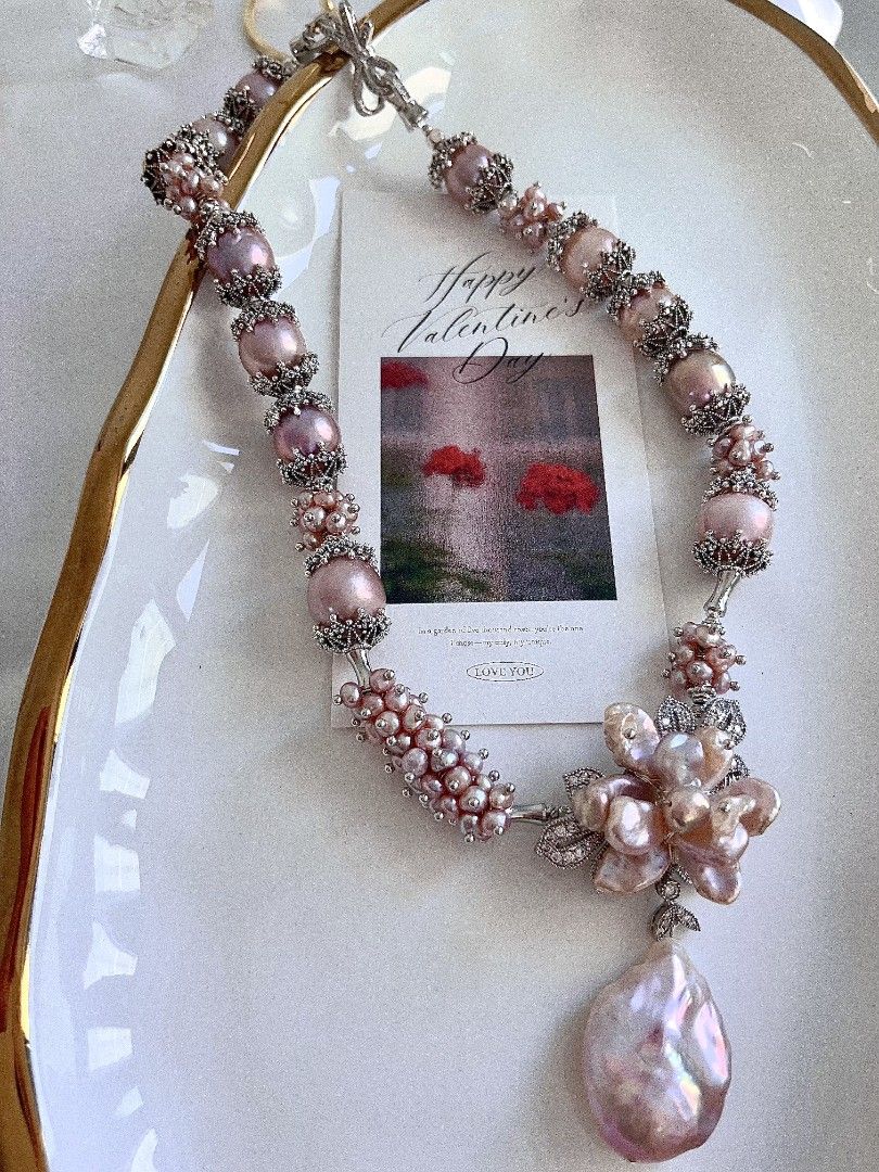 #PN1153 [Floral Series] Freshwater Pearl Necklace| 43cm| Heavy Craftsmanship| Detachable Pendant| Natural Flaws| 12-14mm Purple Round Baroque| 30mm Fishtail Baroque Pendant| Big Pearl Flower| Brooch Design Flower| Dare to Shine