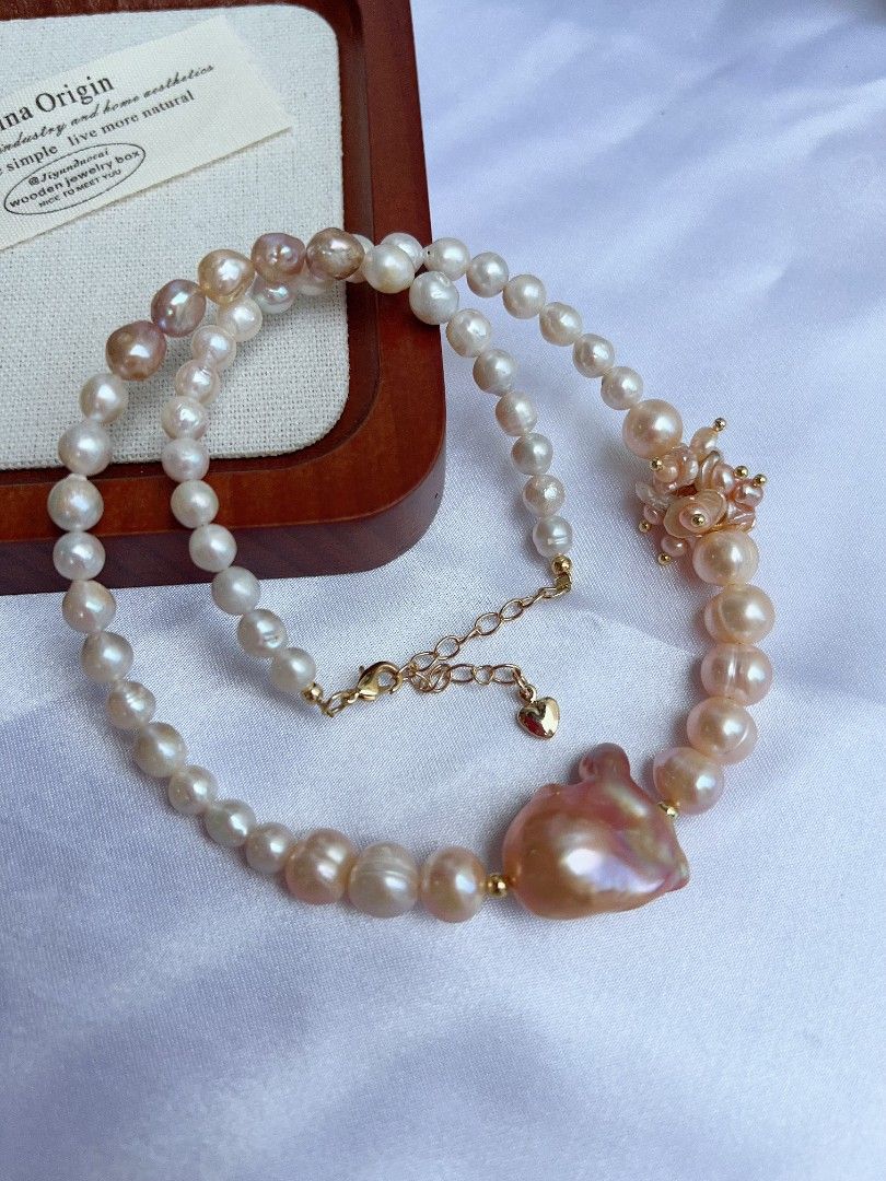 #PN1157 [Floral Series] Freshwater Pearl Necklace| 40+5cm| Floral Design| Gradient Color| Simplicity with Style| Lustrous Fishtail Baroque Pearl with Cute Little Horns