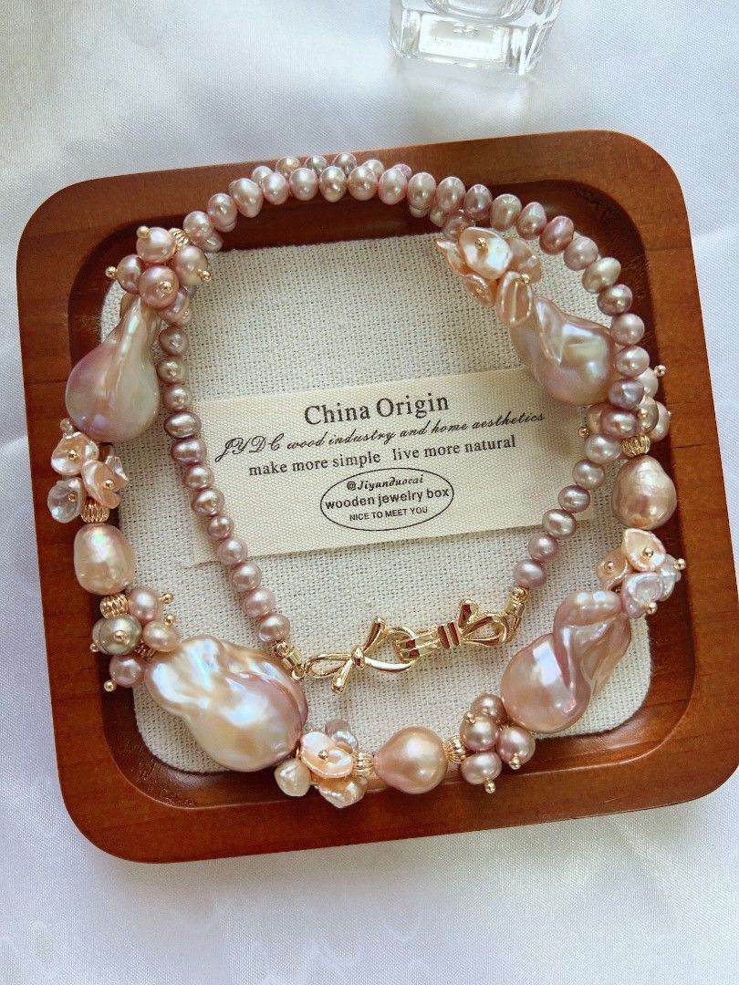 #PN1169 [Floral Series] Freshwater Pearl Necklace| Classic Fishtail Baroque Pearl with Floral Design| 51cm| Lustrous| Pink Purple Shade| Christmas Gift 💐