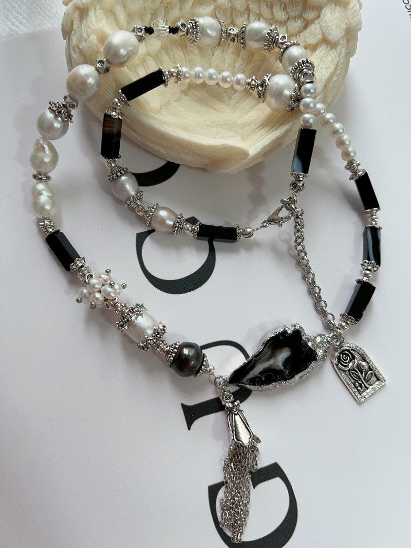#PN1177 [Floral Series] Freshwater Pearl Necklace| Onyx | Tahitian Pearl|Tassel| Unique Design| Monotone