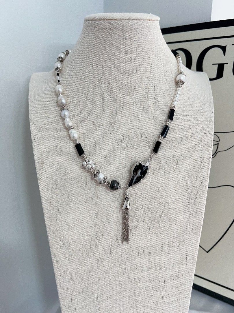 #PN1177 [Floral Series] Freshwater Pearl Necklace| Onyx | Tahitian Pearl|Tassel| Unique Design| Monotone