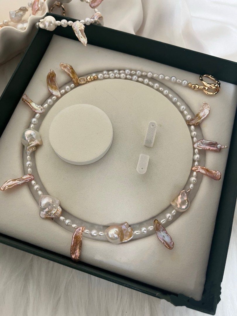 #PN641 Freshwater Pearl Necklace | Pink-golden Fishtail Baroque Pearl | Red-leaf Lute Pearl | Lustrous