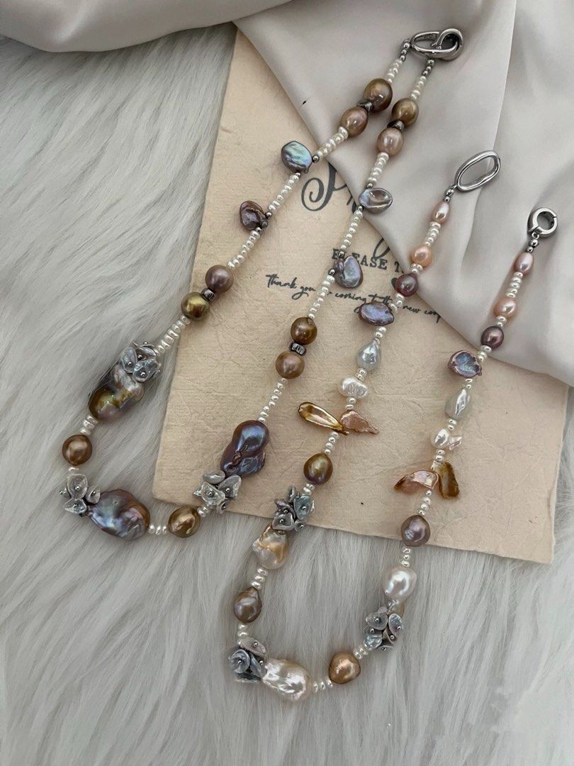 #PN645 [Floral Series] Freshwater Pearl Necklace | Golden-metallic Fishtail & Lute Baroque Pearl | Silver Petal Pearl