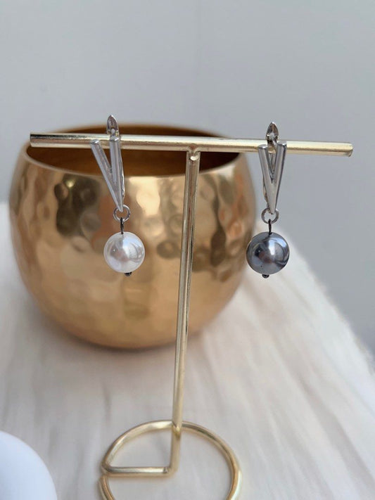 #PN665 Swarovski Artificial Pearl Necklace & Earrings Set| White, Light&Dark Grey| Original Design | Black Spinel Beads