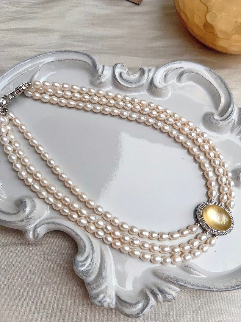 #PN668 Freshwater Pearl Necklace | Yellow Heart| 3-layer| Big Green-Yellow Mica| Lustrous Rice Pearl | Supreme Elegance | Unique