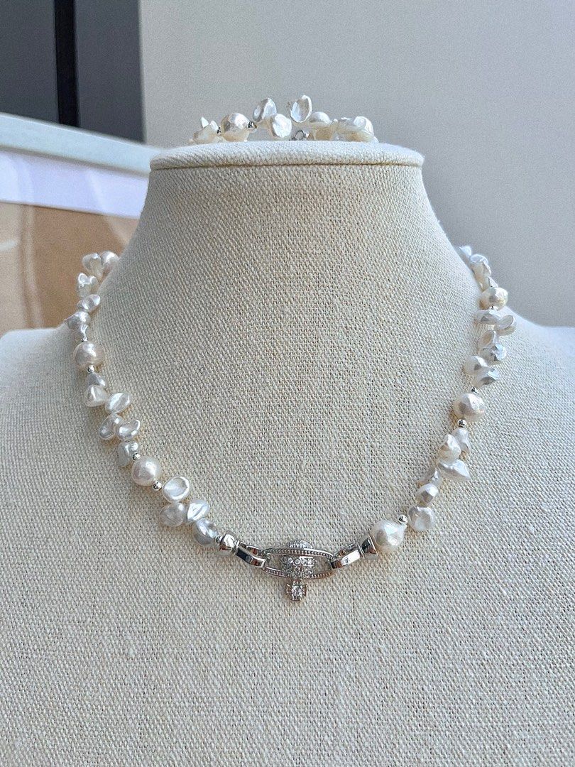 #PN675 Freshwater Pearl Necklace & Bracelet Set| Silver Stone Pearl| Candy-paper Lustre Wrinkled Baroque Pearl| 糖纸光皱巴|Lustrous| Rare