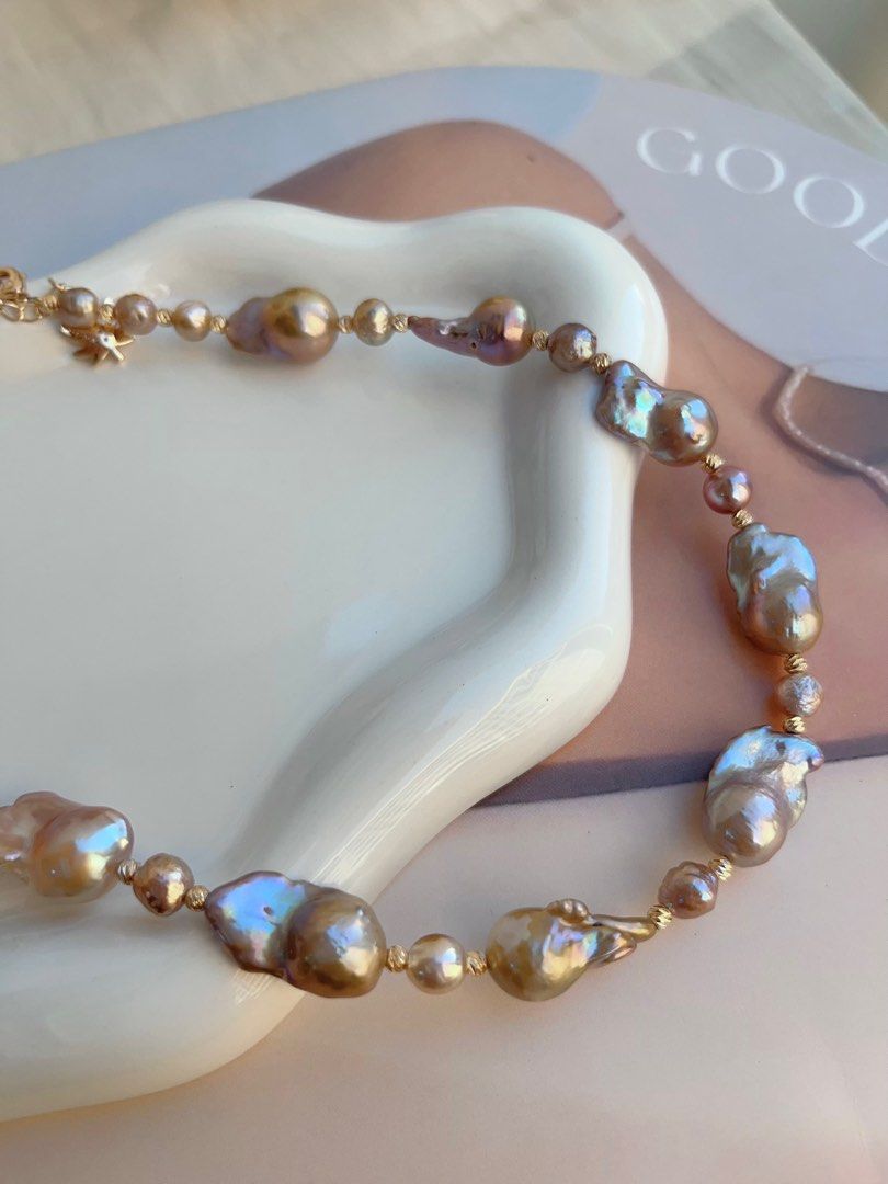 #PN690 Freshwater Pearl Necklace | Rare Medium Sized Fishtail Baroque Pearl | Metallic Lustre| Purple, Grey, Golden| Low-key Standing Out