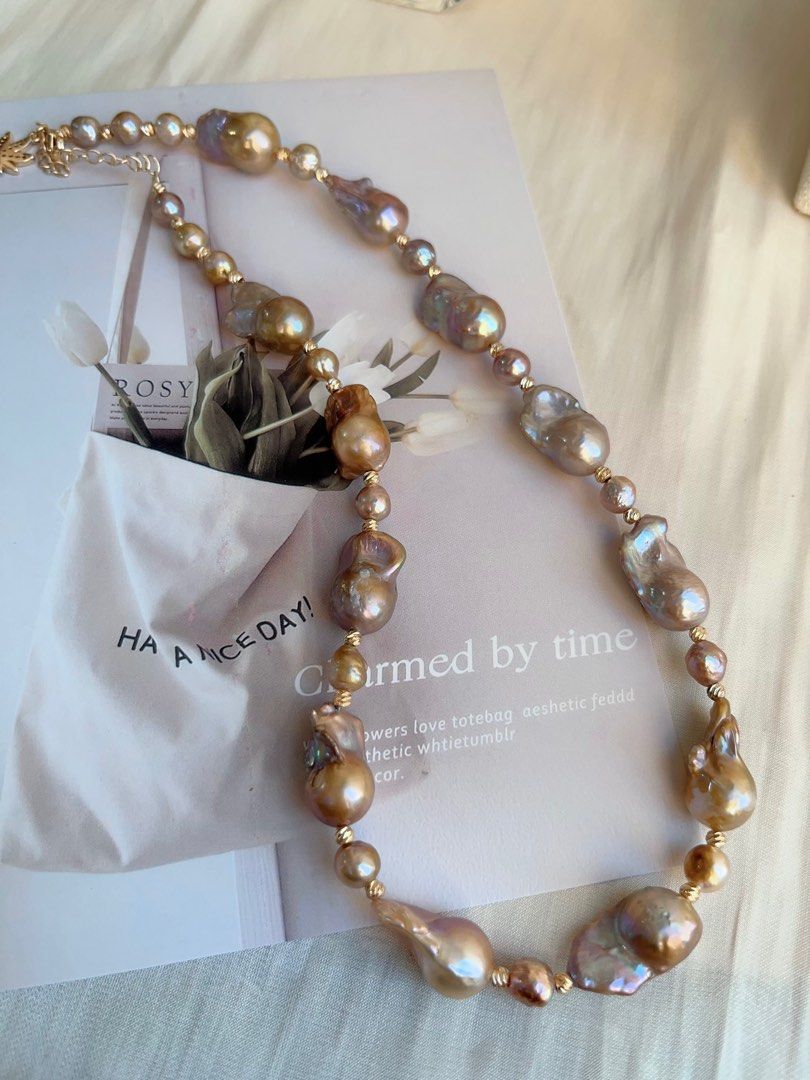 #PN690 Freshwater Pearl Necklace | Rare Medium Sized Fishtail Baroque Pearl | Metallic Lustre| Purple, Grey, Golden| Low-key Standing Out