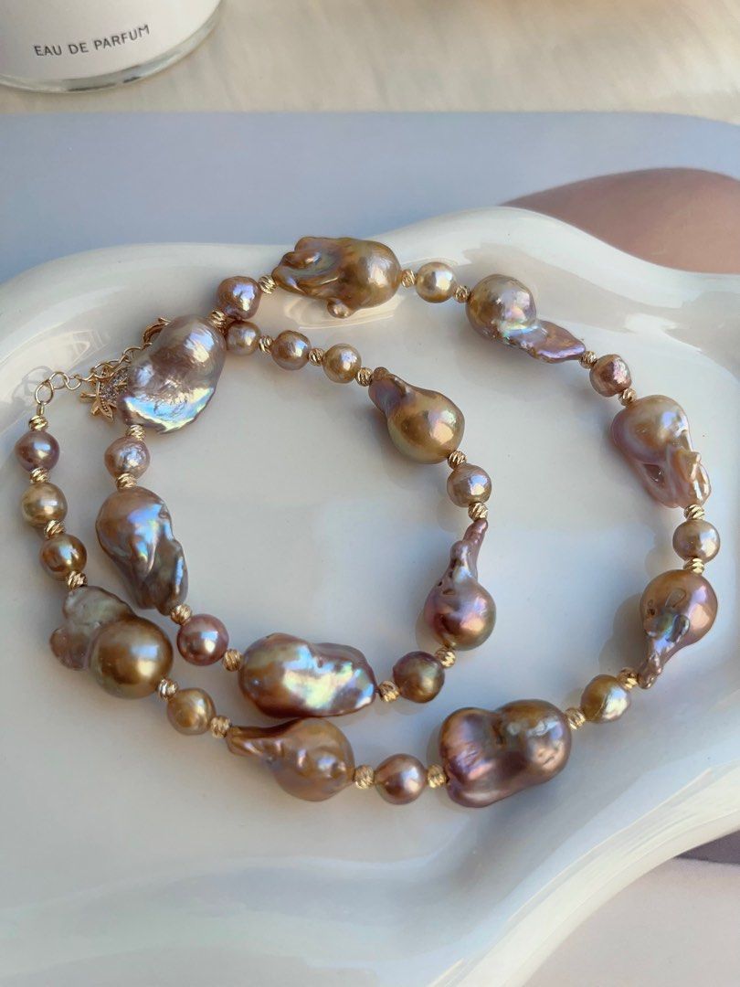 #PN690 Freshwater Pearl Necklace | Rare Medium Sized Fishtail Baroque Pearl | Metallic Lustre| Purple, Grey, Golden| Low-key Standing Out