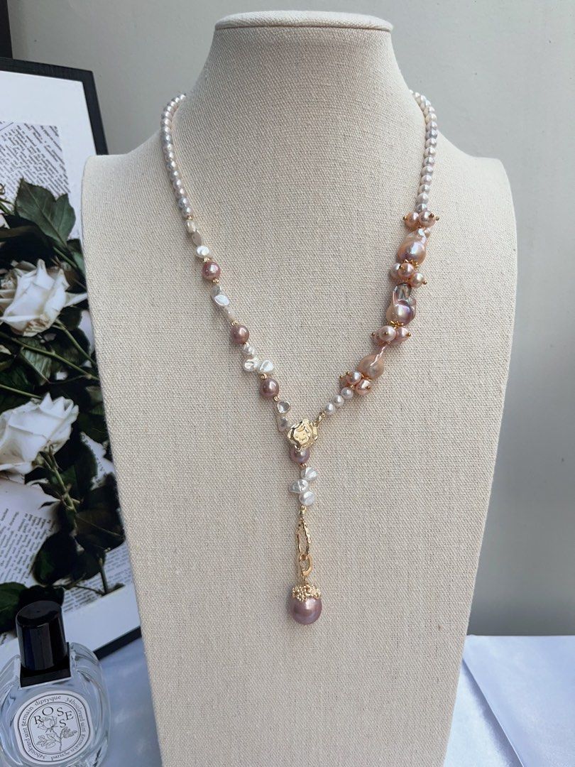 #PN720 [Floral Series] Freshwater Pearl Necklace | Removable Pendant | Wear At Any Length | Lustrous Fishtail Baroque | Avocado Pendant | 56cm Long| Multiple Wear| I Got Styles