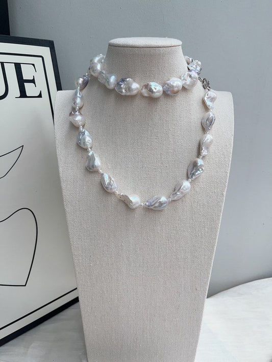 #PN888 Freshwater Pearl Necklace | Big Fishtail Baroque | Blue Cold Lustre| Excellent Lustre | Natural Flaws| Pearls Made to be Remembered| For Grand Wedding | Luxurious Gift 🎁