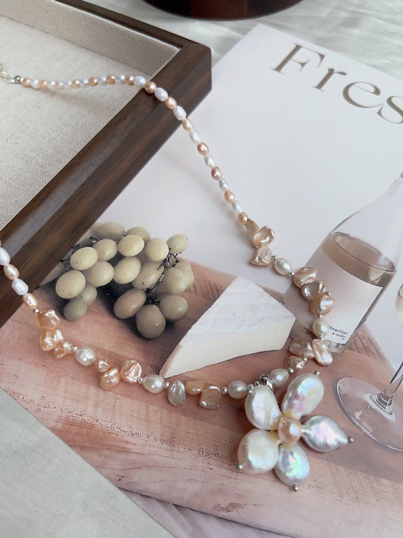 #PN894 Freshwater Pearl Necklace | Champagne Petals| White Flower Pendant | Removable | Lustrous | Iconic Design| The Pearl Piece You Need Now| Holiday Gifts 🎁
