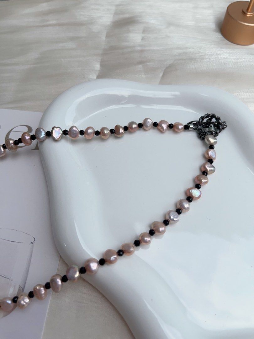 #PN897[Floral Series] Freshwater Pearl Necklace | Dark Lolita | Gothic Style| Petals, Fishtail Baroque | Spinel| Black Butterfly Pendant | Mood Changer