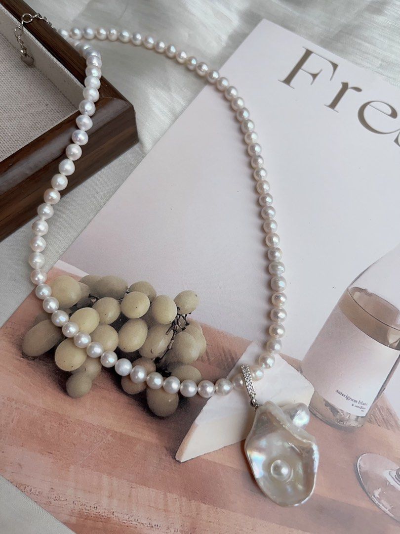 #PN921 Freshwater Pearl Necklace | Pearl In Shell Design | Detachable Pendant | Original Design | Nature Worship | Perfect for Gift 💝
