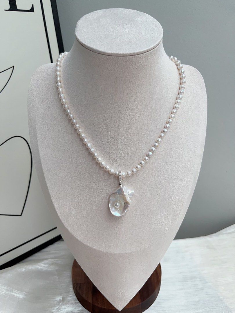 #PN921 Freshwater Pearl Necklace | Pearl In Shell Design | Detachable Pendant | Original Design | Nature Worship | Perfect for Gift 💝