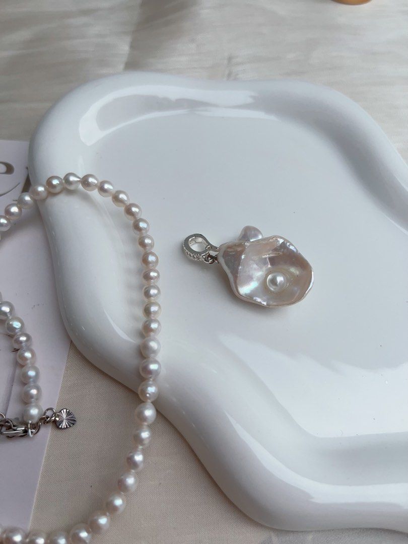 #PN921 Freshwater Pearl Necklace | Pearl In Shell Design | Detachable Pendant | Original Design | Nature Worship | Perfect for Gift 💝