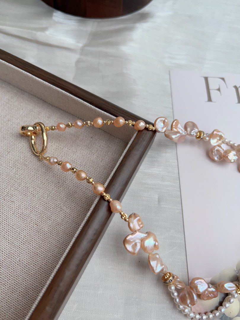 #PN940 Freshwater Pearl Necklace | Flying Butterfly 🦋 | Light Champagne Gold Lustre| Petals & Laces| 3mm Baby Pearl | Dangling 💧 Waterdrop | Sophisticated, Chic