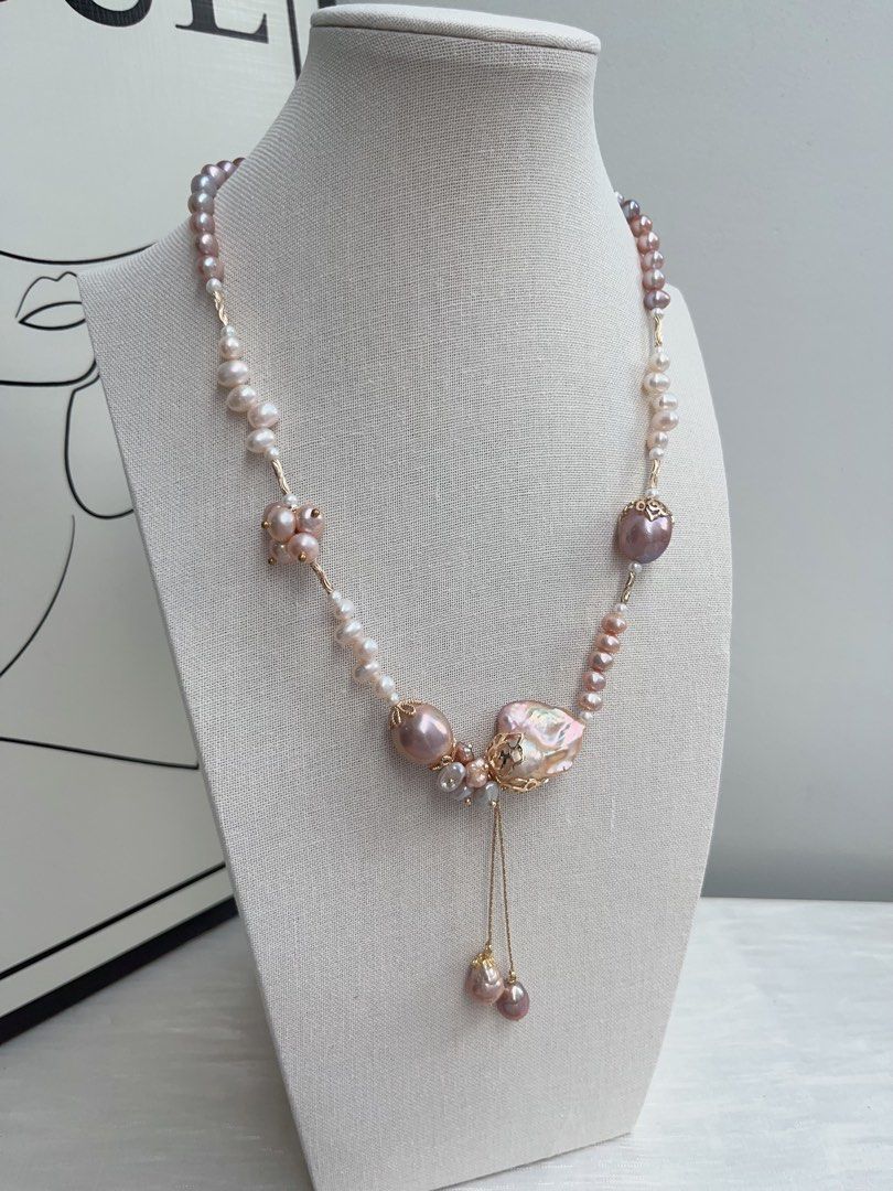 #PN941 [Floral Series] Freshwater Pearl Necklace | Big Fishtail Baroque | Avocado Lustre| 42cm| Excellent Lustre | Dangling Baroque | Petals| From the Sea to Your Jewelry Box
