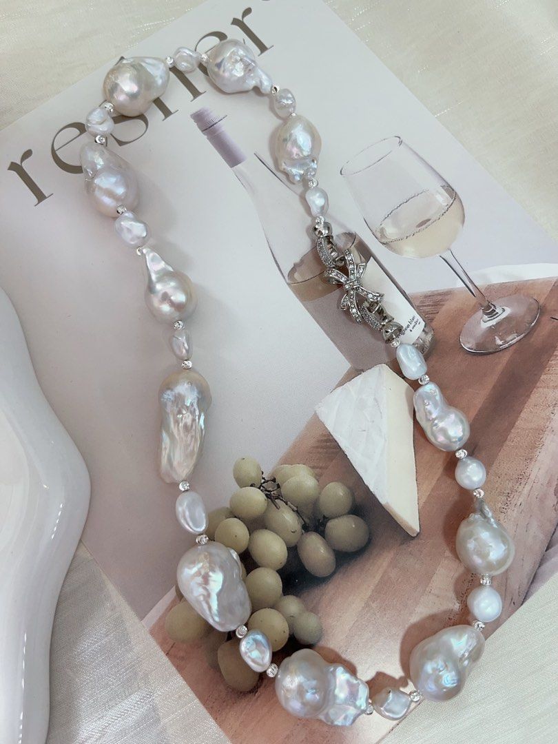 #PN963 Freshwater Pearl Necklace | White Fishtail Baroque Pearl | Blue Lustre Ancient Silver Block Pearl| Irregular | Low-key| 43cm| The Perfect Touch of Glamour