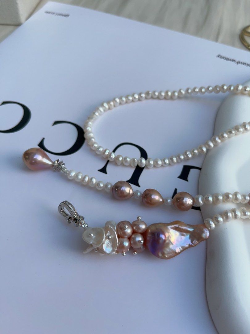 #PN986 [Floral Series] Freshwater Pearl Necklace | 68cm Long Sweater Necklace | Classic Y Shape & Multiple Wearable Ways| Avocado Fishtail Baroque | More Than Just Accessory| Petals & Baby Baroque Pearl