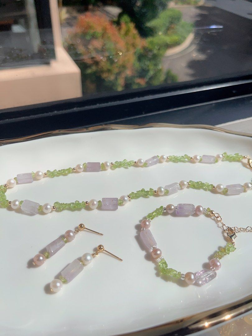 #PN601 [Sale]Purple Quartz & Peridot & Pearl Necklace + Bracelet + Earrings Set