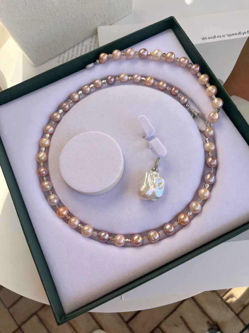 #PN475 Queens Style| Freshwater Pearl Necklace |Lustrous Edison Pearl|Mixed Colours|Big Removable Baroque Pearl Pendant