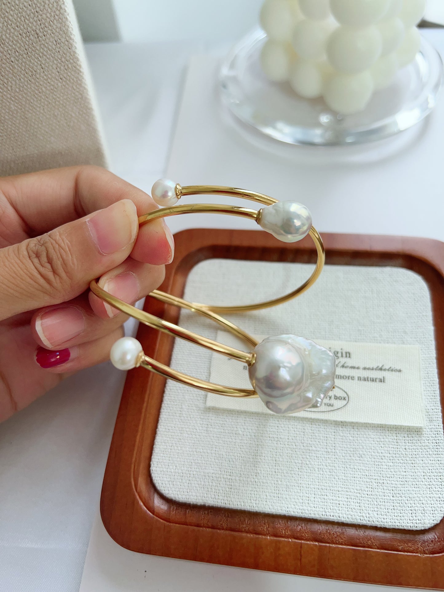 #B18 Freshwater pearl bangle big fishtail baroque peal extremely lustrous bulb pearl soft bangle adjustable