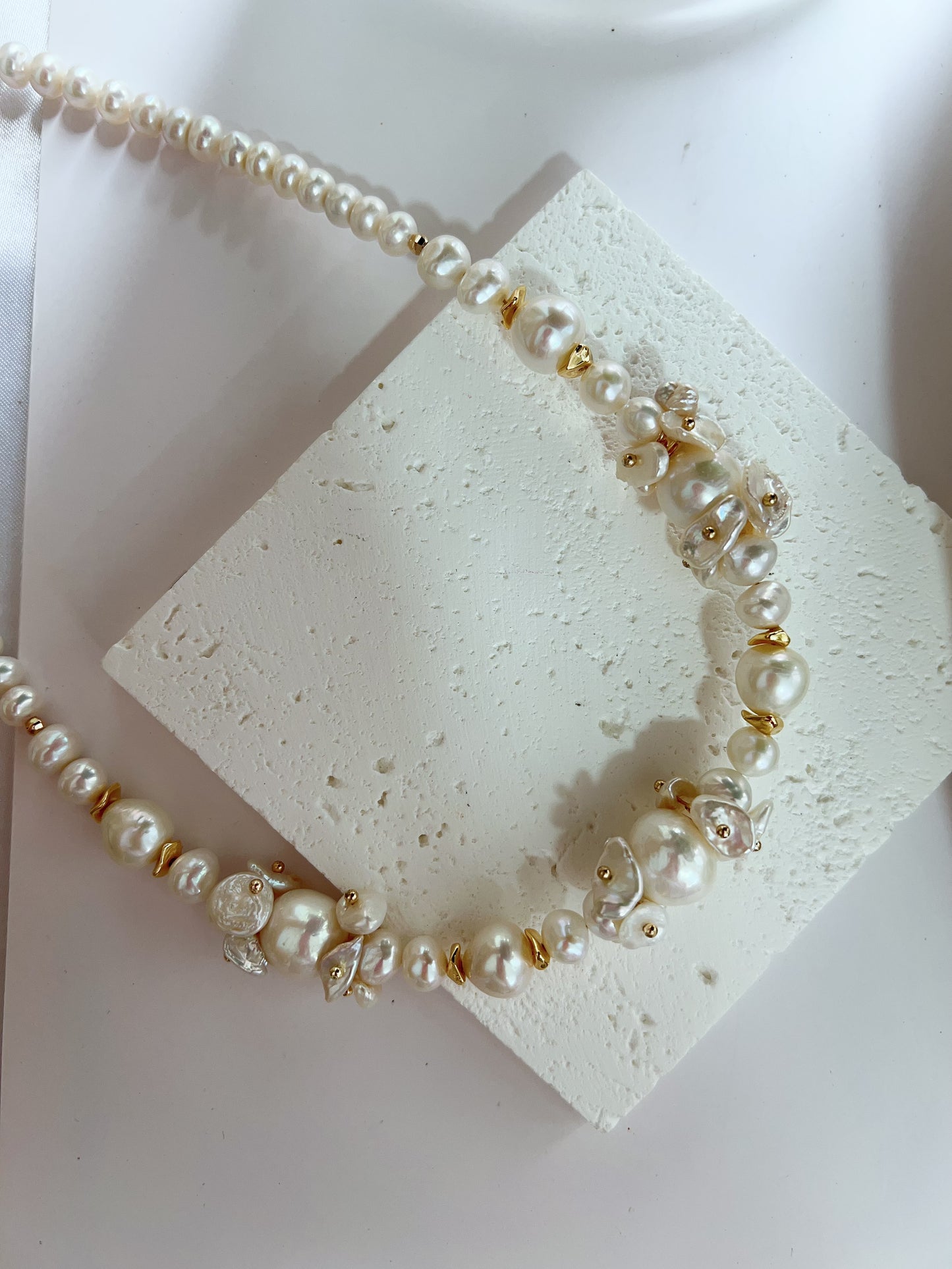 #PN1250 [Floral Series] Freshwater Pearl Necklace 42+5cm floral designs petal pearls excellent lustre