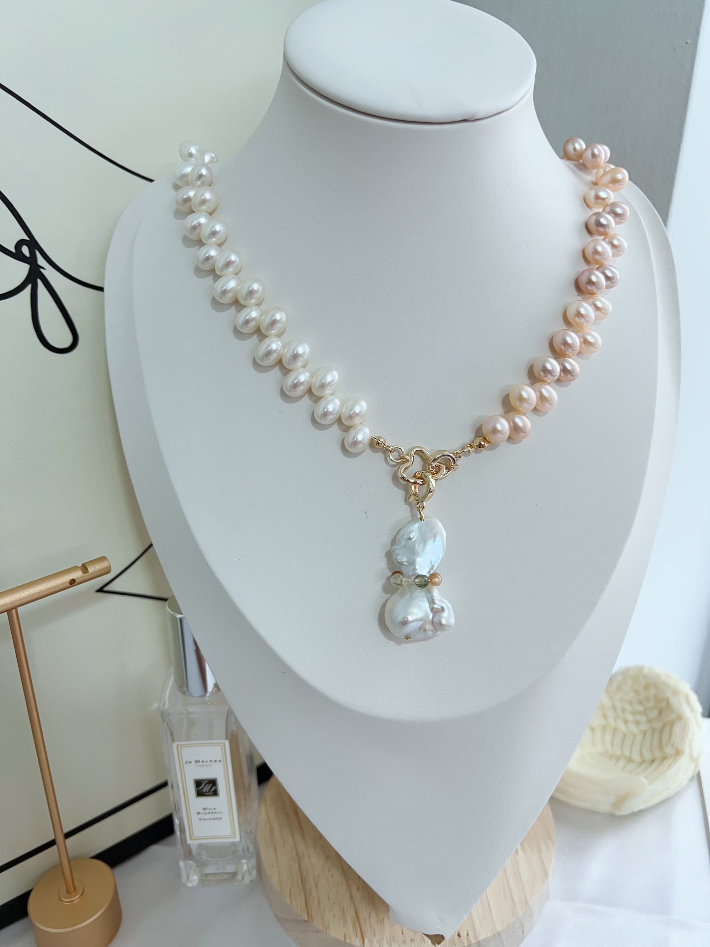 #PN1244 Freshwater Pearl Necklace / bracelet multi-functional 54cm versatile lace design chain Detachable Pendant Big Fishtail Baroque Pearl wearing a belt rabbit hair
