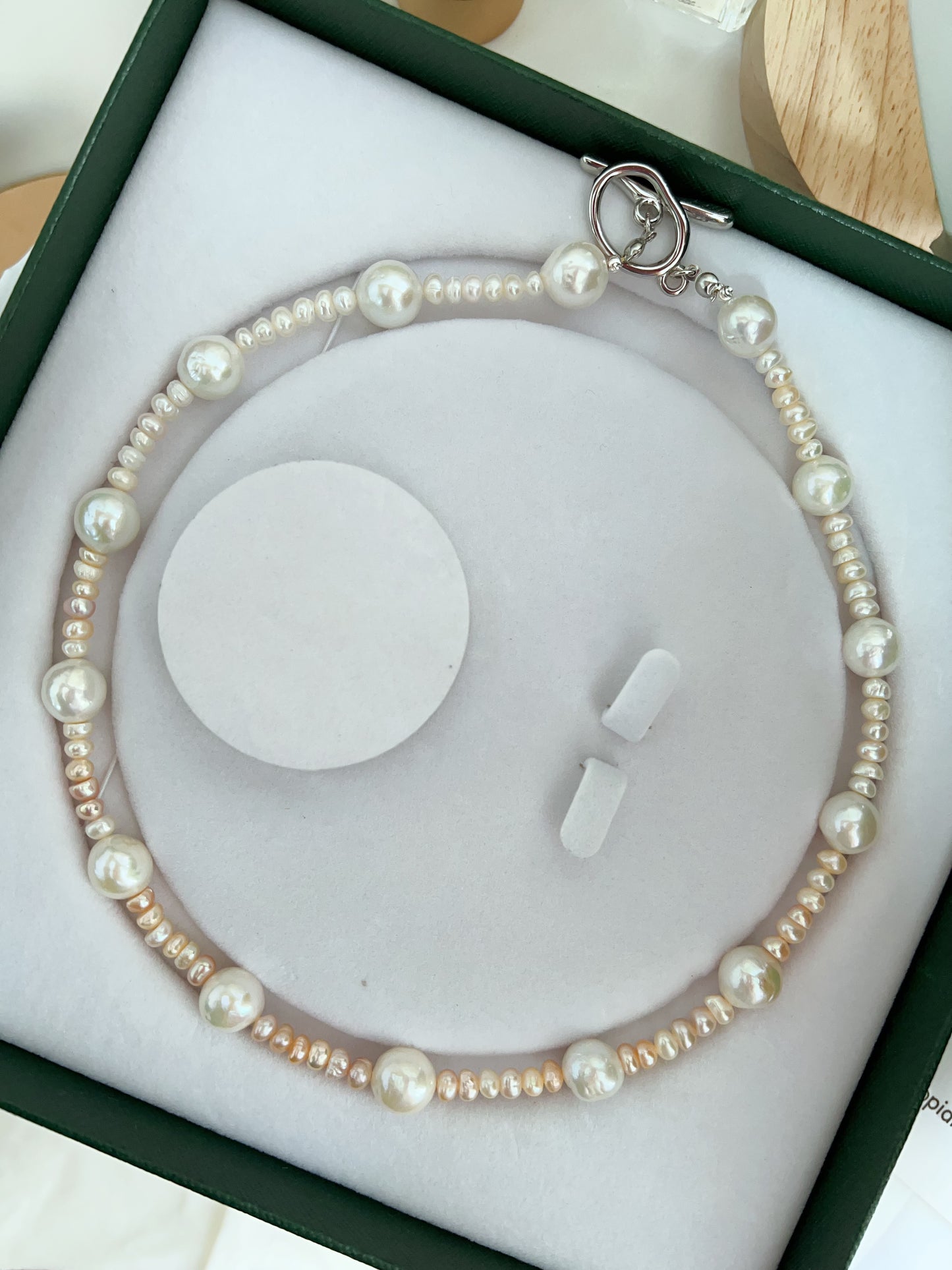 #PN1273 Freshwater pearl necklace gradient baby pearls big baroque pearl lustrous unique design