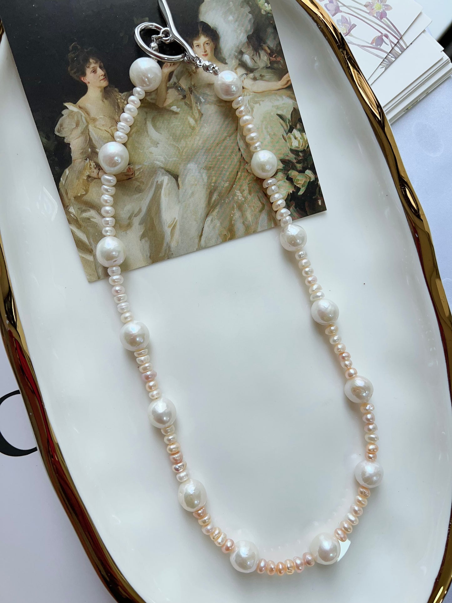 #PN1273 Freshwater pearl necklace gradient baby pearls big baroque pearl lustrous unique design